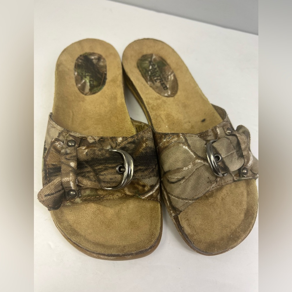 Realtree‎ Girl Sandals- Size:9M, Pre-Owned